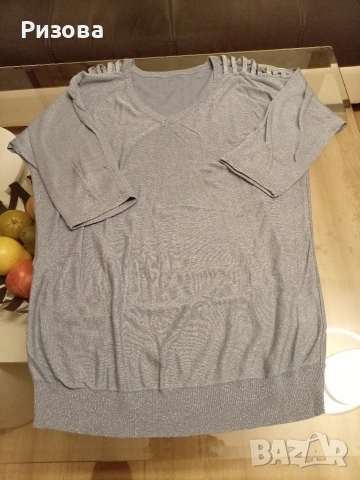 Подарявам дамски блузи, голями ХЛ, маркови, снимка 17 - Тениски - 54247969