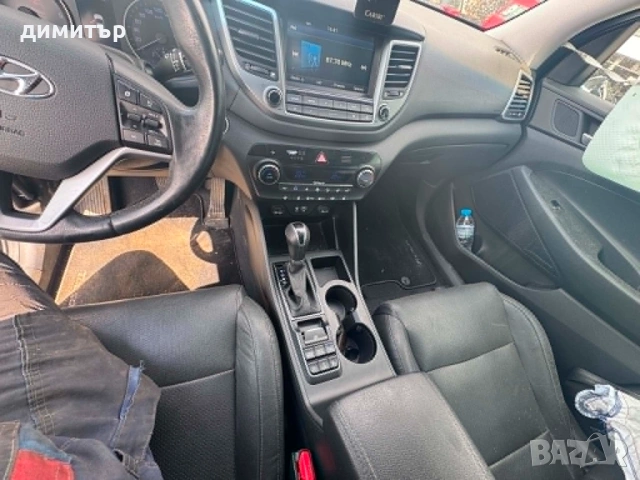 hyundai tucson 2.0 crdi 4x4 на части кожа панорама автомат хюндай туксон  мъртва зона , снимка 5 - Автомобили и джипове - 54662708