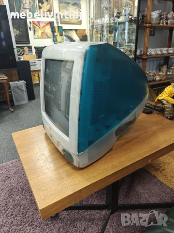 Apple iMac G3 е легендарен компютър с формата на "гумена капка" и вграден 15-инчов CRT дисплей, снимка 2 - Работни компютри - 55255631