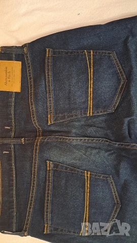 Дънки A&F нови 40€, снимка 3 - Дънки - 54422691