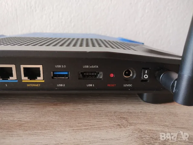 Рутер Linksys WRT3200ACM, снимка 9 - Рутери - 55470044