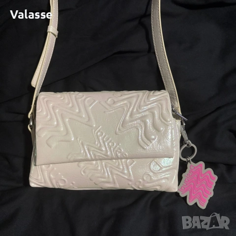 Desigual малка дамска чанта, неупотребявана