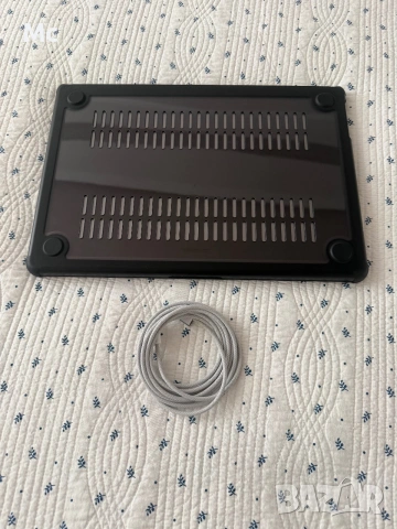 Като Нов MacBook Air Лаптоп, снимка 3 - Лаптопи за дома - 55137003