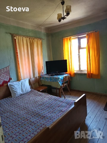 Продавам къща в Стрелча , снимка 11 - Къщи - 53963039