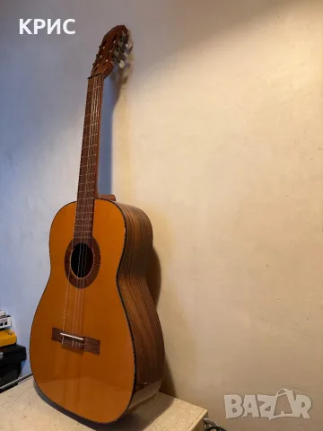 Höfner Акустична Китара от 1977 -Made in Germany, снимка 2 - Китари - 55582708