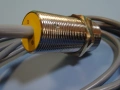 индуктивен сензор TURCK Bi10-G28-AZ3 Proximity Sensor 20-250VAC, снимка 5