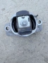 m8a2-6a002-bd десен тампон за двигател от Land Rover Range Rover Velar (L560) 3.0 D, снимка 4
