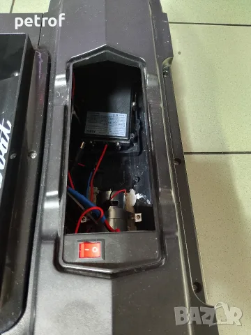 Лодка за захранка с GPS и Сонар JABO-5CG, снимка 12 - Стръв и захранки - 55314082