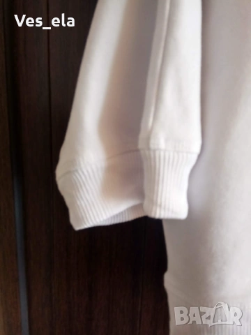 късо бяло горнище ONLY с качулка, снимка 3 - Спортни дрехи, екипи - 54012856