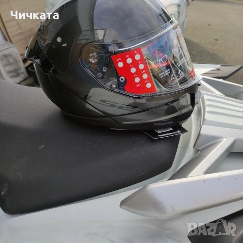 Продавам мото- каска - шлем , снимка 4 - Мотоциклети и мототехника - 54921294