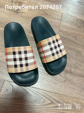 Продавам чехли Burberry Бърбери
