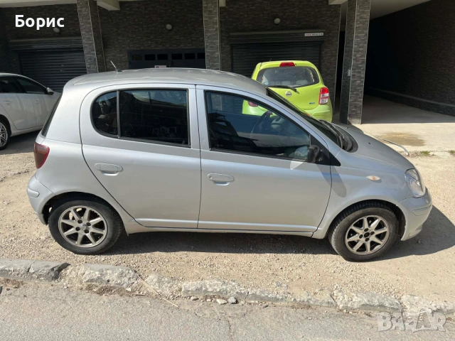 TOYOTA YARIS, снимка 4 - Автомобили и джипове - 54292708