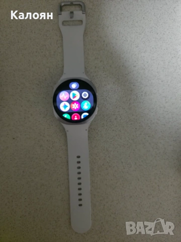 Samsung Galaxy Watch 8 40mm L320 BT, снимка 3 - Смарт гривни - 54743485