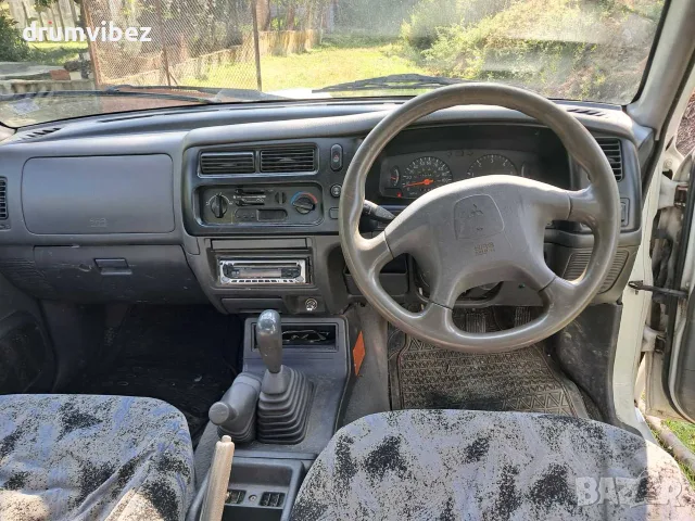 Mitsubishi L200 2.5 TDI - десен волан, снимка 9 - Автомобили и джипове - 55319805