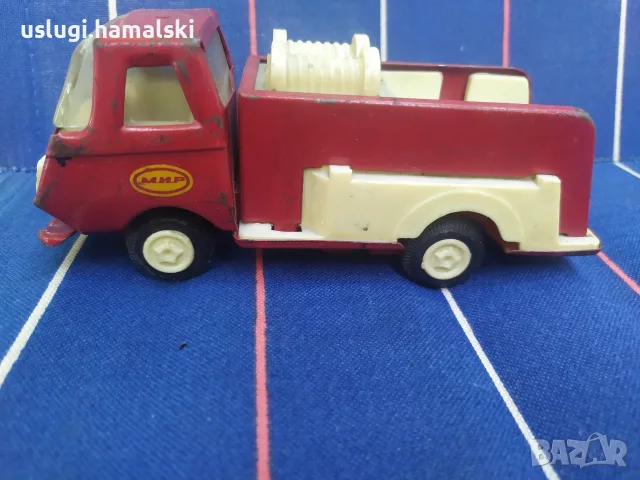 Стара ламаринена играчка/камион