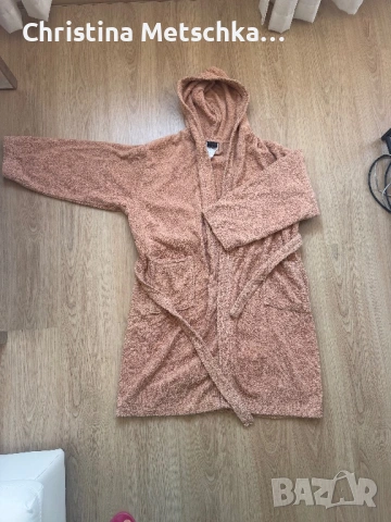 Нов. Халат за баня с качулка Petra 100% памук, размер L/XL , снимка 5 - Други - 54829611