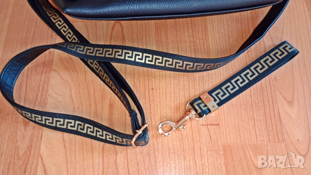 Versace оригинал, снимка 2 - Чанти - 53358194