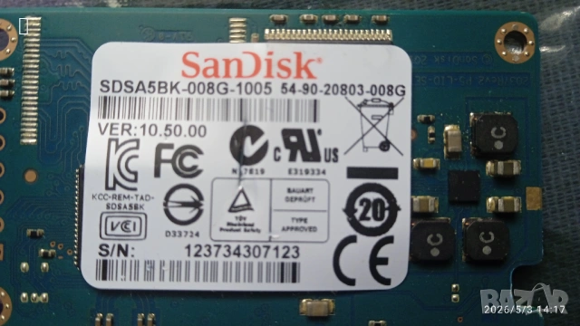 НОВ SanDisk SATA 2,5'' SSD 8gb 8гб ссд сата хард диск half size за лаптоп laptop , снимка 2 - Твърди дискове - 54397634