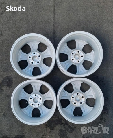 джанти Toyota rav 4 17 , снимка 2 - Гуми и джанти - 53983803