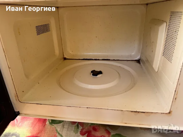 Микровълнова фурна Panasonic NN-4241AGPG, снимка 4 - Микровълнови - 55344058