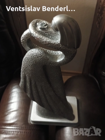 Статуетка -жената Лебед , снимка 2 - Статуетки - 54223064