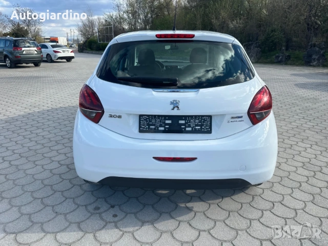 Peugeot 208 1.6HDI EURO 6b, снимка 6 - Автомобили и джипове - 54453910