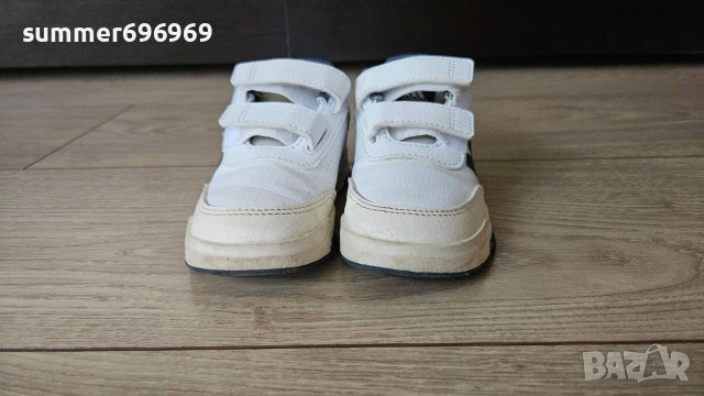 Детски маратонки adidas бели като нови, снимка 4 - Детски маратонки - 54049942