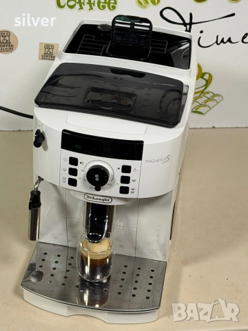 Кафемашина кафе автомат delonghi magnifica S с гаранция, снимка 3 - Кафемашини - 54724222