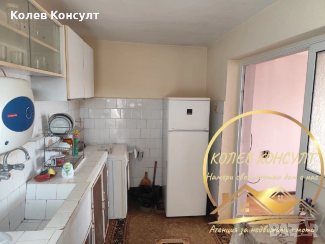 Къща село Зетьово,община Чирпан, снимка 14 - Етаж от къща - 54218546