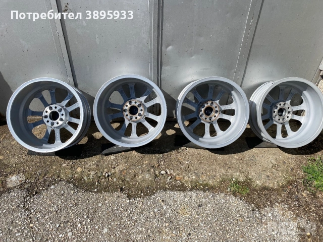 Ориинални джанти на Mercedes-Benz GLA 17”, снимка 8 - Гуми и джанти - 54074626