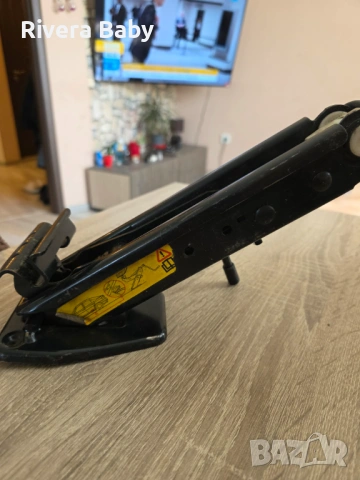 Крик за автомобил