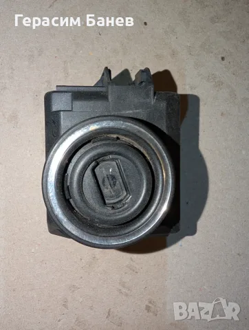 А2129055200 ГЪЛТАЧ / КОНТАКТ ЗА КЛЮЧ OEM MERCEDES W212 E 350 CDI 4MATIC OM642 2011, снимка 2 - Части - 55601449