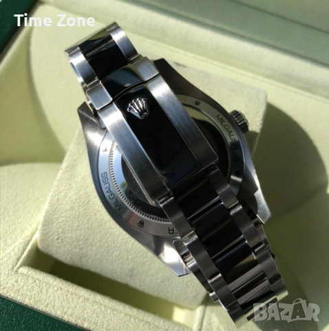 Rolex Milgauss 40mm Steel Black Dial Automatic 116400 Мъжки/ Унисекс, снимка 9 - Мъжки - 54047652