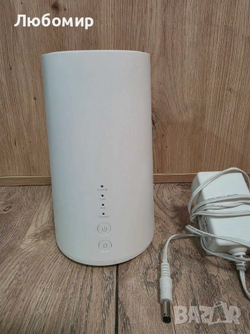 Рутер Huawei B528S-23A - Gateway Wireless WiFi 4G 300Mbps, снимка 2 - Рутери - 54622697