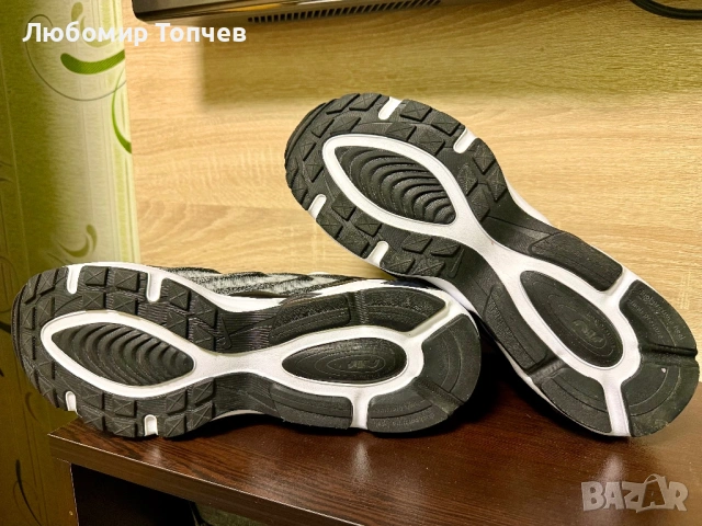 ЧИСТО НОВИ Обувки NIKE AIR MAX TW - Black/White, снимка 8 - Спортни обувки - 54174868