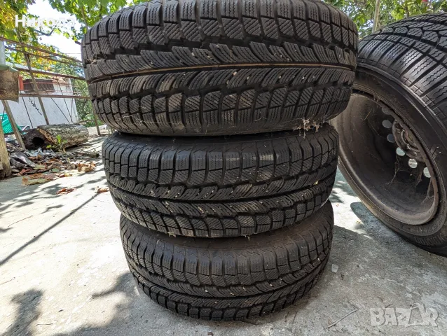 Зимни гуми Powertrac - 175/65 R14, снимка 2 - Гуми и джанти - 55397558