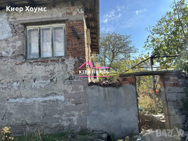 Двуетажна къща в с. Сталево, обл. Хасково , снимка 2 - Къщи - 55221777