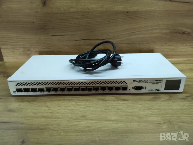Mikrotik Cloud Core Router CCR1036-12G-4S, снимка 2 - Рутери - 55580389