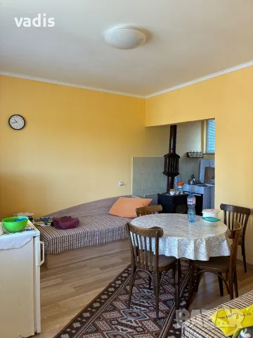 Продава къща в гр. Ботевград, снимка 4 - Къщи - 55610587