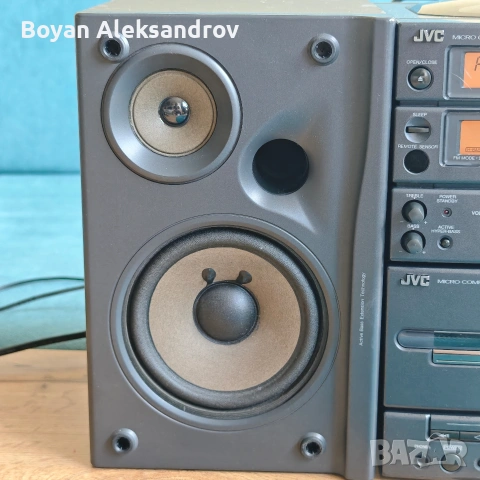 JVC UX-1 (1991) - първата компактна микро Hi-Fi система, снимка 6 - Аудиосистеми - 54574163