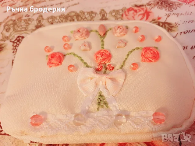 Несисери с 3D бродерия, дантела и мъниста, снимка 7 - Портфейли, портмонета - 55302095
