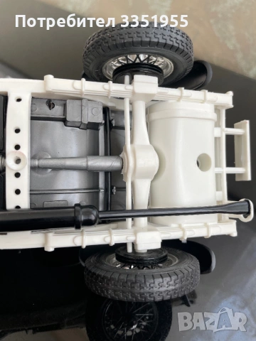 Mercedes benz SSKL 1931 1/18 Burago Ретро модел, снимка 14 - Колекции - 54399975