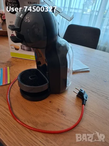 Кафемашина KRUPS NESCAFE Dolce Gusto + подарък кутия с кафе капсули, снимка 4 - Кафемашини - 55617965