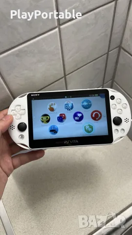 Ps Vita PCH-2000 Minecraft Limited Edition Complete in Box 8GB, снимка 4 - PlayStation конзоли - 55321283