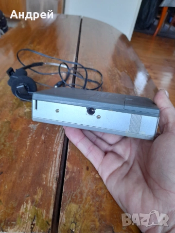 Стар Уокмен Sanyo M-G7SP, снимка 4 - Антикварни и старинни предмети - 54091985