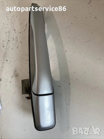 Външна дръжка за задна дясна врата сребриста за Mitsubishi Grandis (2004) MR526110