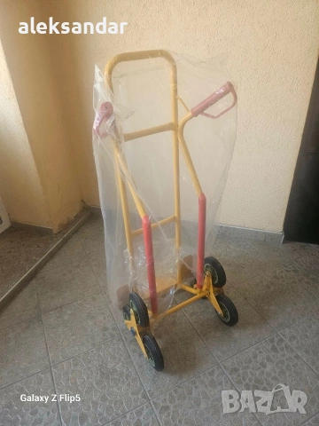 Продавам количка за стьлби