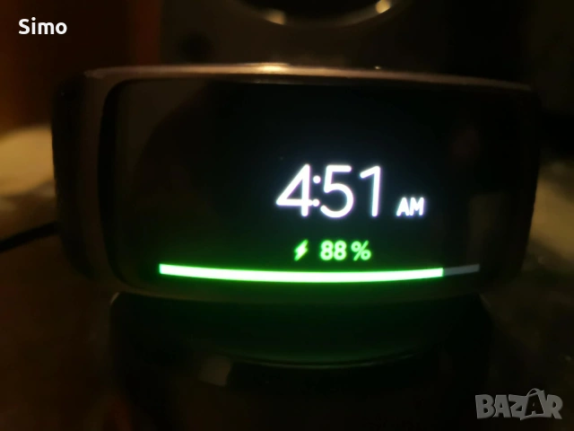 Фитнес гривна Samsung fit 2, снимка 2 - Смарт гривни - 54378618