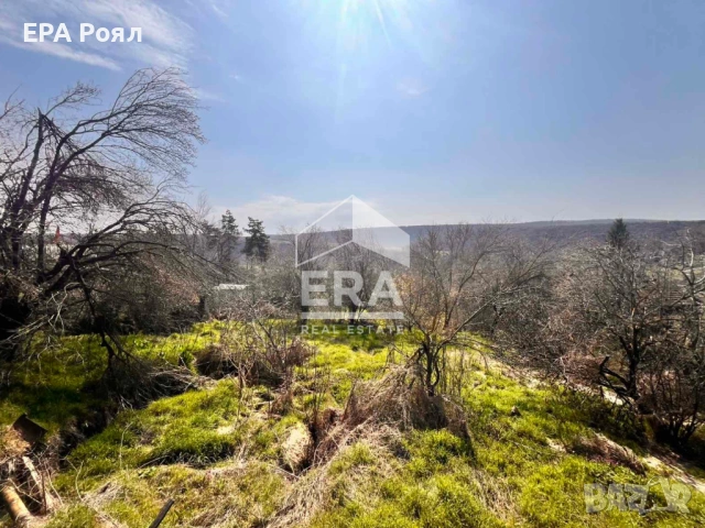 ЕКСКЛУЗИВНО: Имот с огромен потенциал в с. Табачка!, снимка 2 - Къщи - 54038810