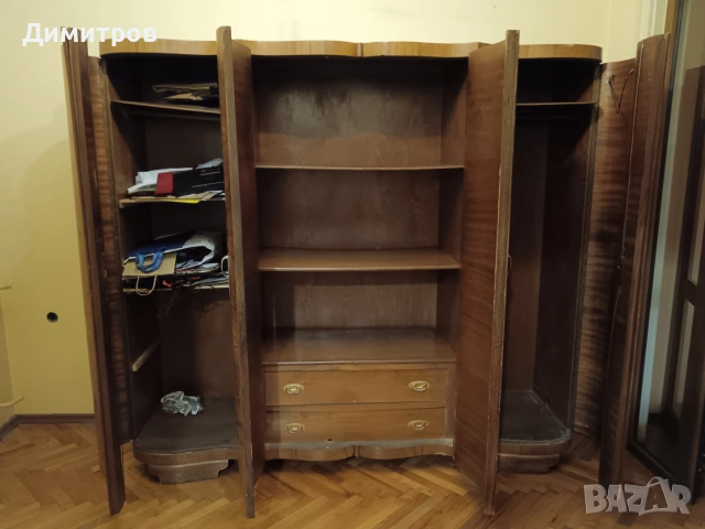 Антикварен  четрикрилен гардероб, снимка 4 - Гардероби - 55149386